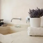 Stone House Nyaraló