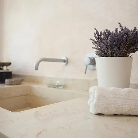 Stone House Semesterbostad